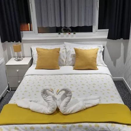 Your Home Away From Home. Leeds  Extérieur photo