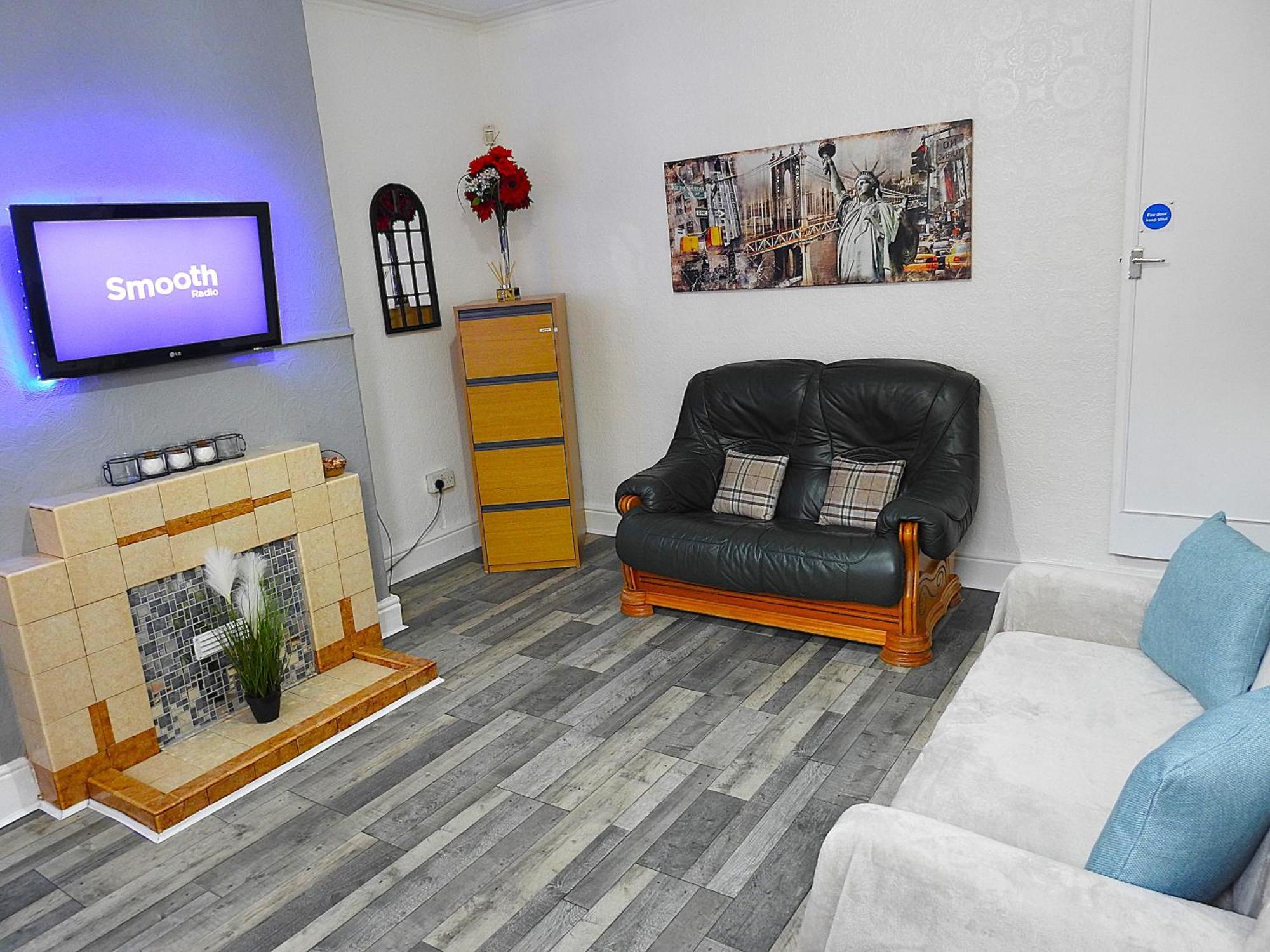 Apartment Your Away From Home. Leeds (West Yorkshire)